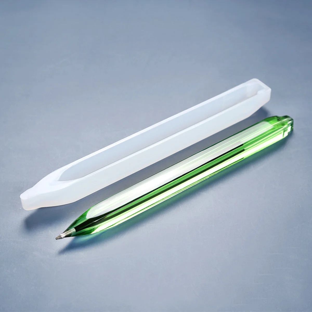 

1PC DIY Ballpoint Pen Mold Silicone Resin Pen Mold Creative Epoxy Pen Making Tool for Home Studio Store