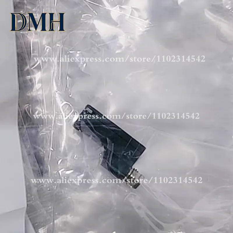 

Магнитный датчик приближения Dmh 562019 SMT-8-SL-PS-LED-24-B