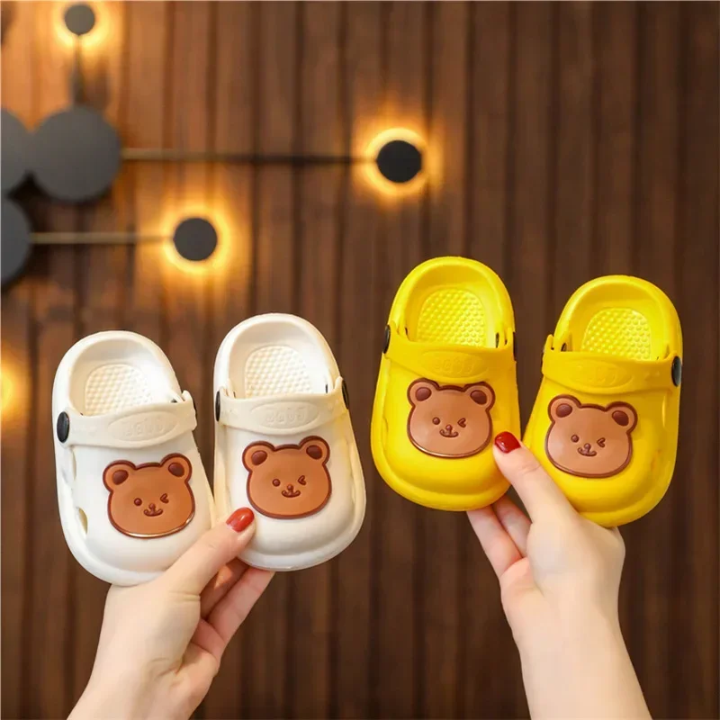 Children\'s Slippers Summer New Cute Little Bear Girl Baby Shoes Boys Soft Sole Anti slip Home Bathroom Cool Slippers