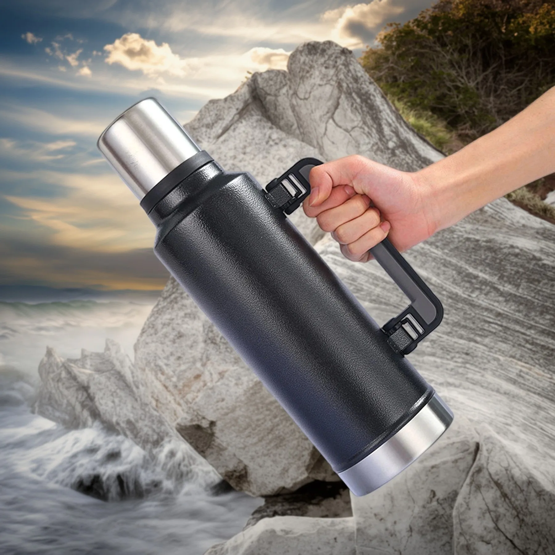 1 X 1400ml Insulated Water Bottle, 304 Stainless Steel Thermos Cup, 1400ml Large Capacity Sports Water Bottle, Retro Outdoor Camping Travel Bottle, Portable Household Water Bottle, Powder Coating for Added Durability, Gift Cup, Insulated Flask, Water Bottle