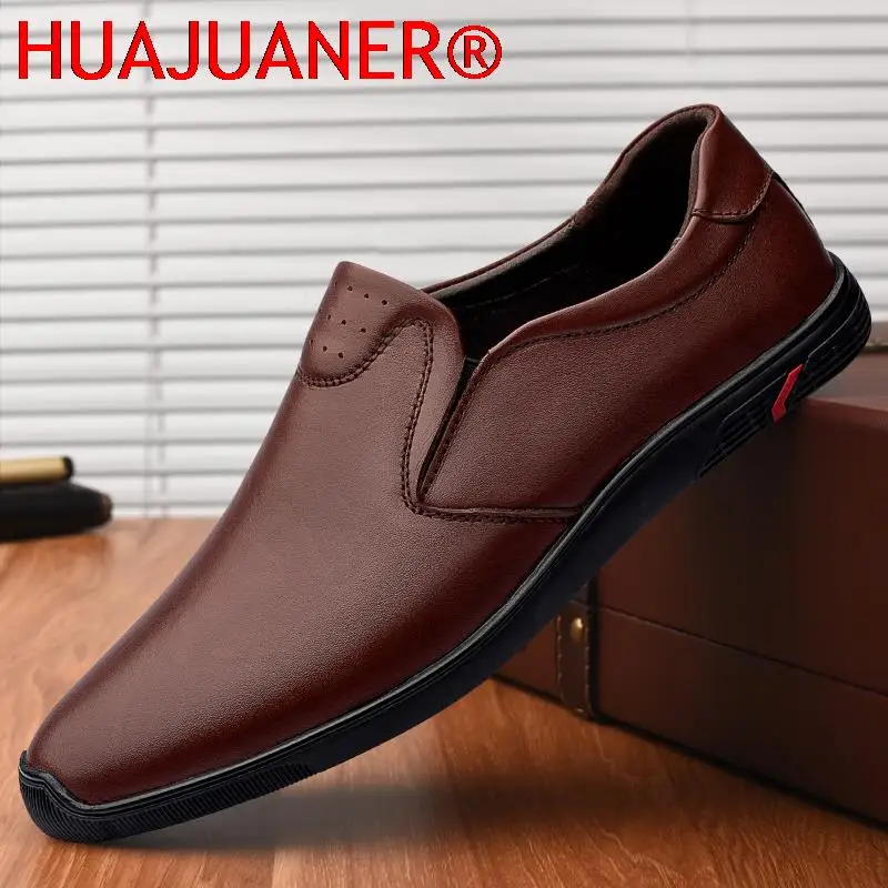 Fashion Black Shoes Men 2025 New Genuine Leather All-Match Luxury Loafers Man One-Legged Casual Soft Sole Cow Leather Shoes Men