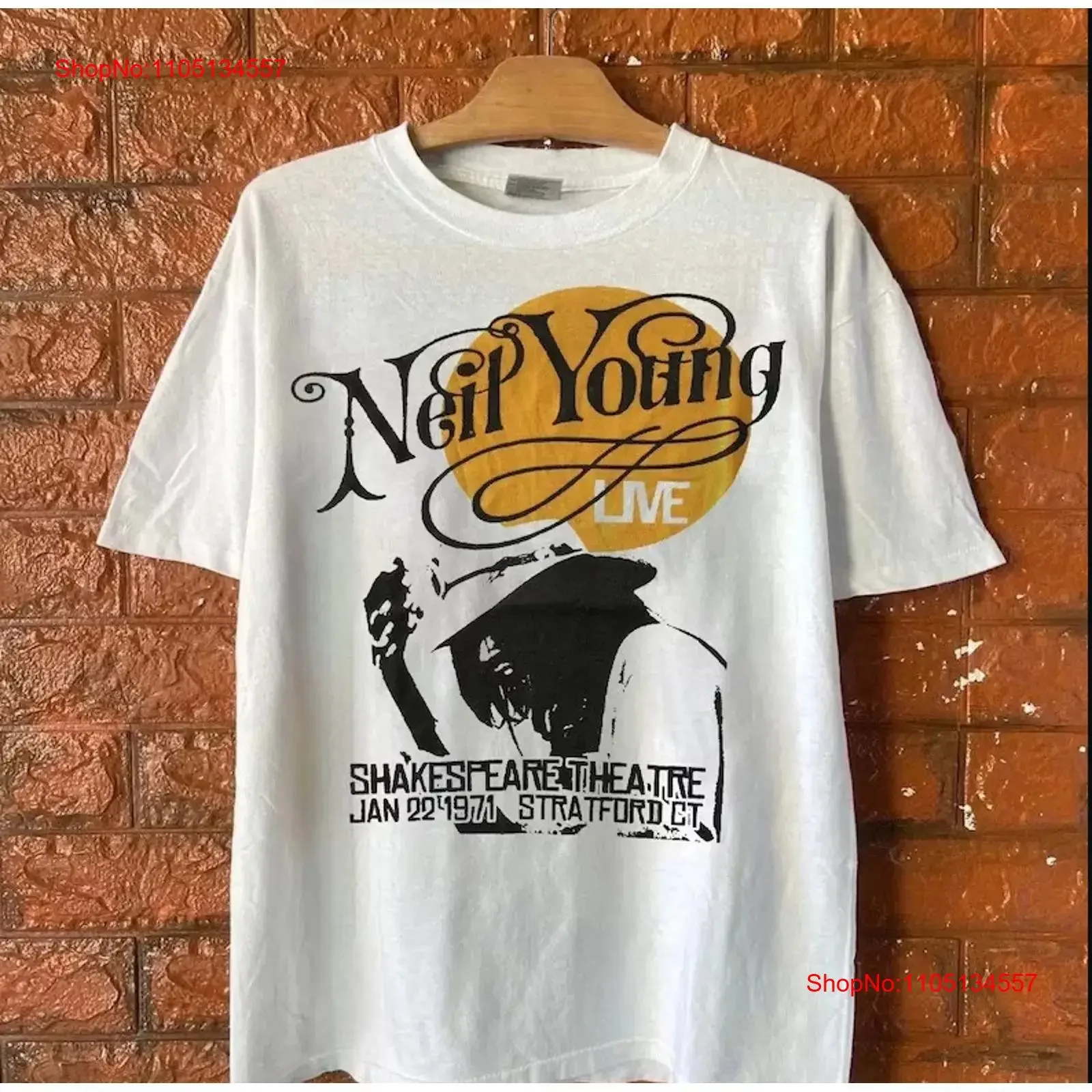 Vintage 1971 Neil Young Live At Shakespeare Theatre T shirt size S 5XL vintage Washed Stretched streetwear Comfortable Unisex