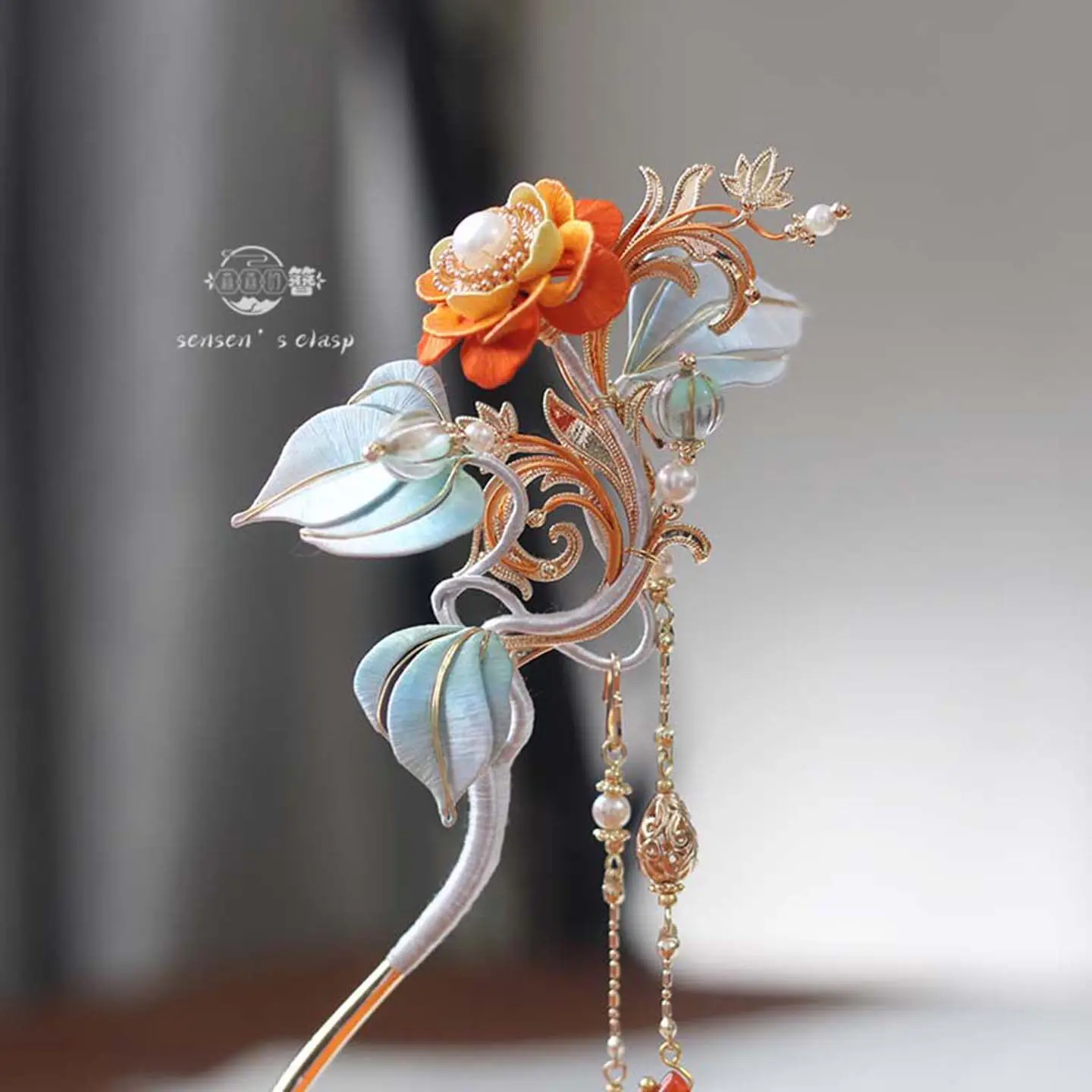 

Original Intangible Cultural Heritage Twisted Flower Hairpin, Xiuhe & Ancient Style Cheongsam Hair Accessories