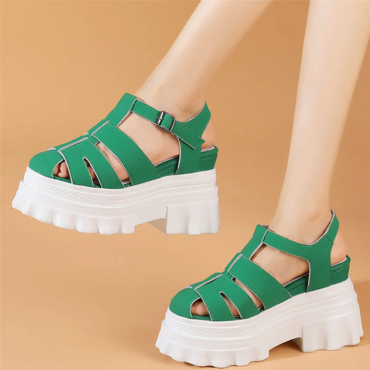 

2022 Fashion Sneakers Women Back Strap Genuine Leather High Heel Gladiator Sandals Female Round Toe Platform Pumps Casual Shoes