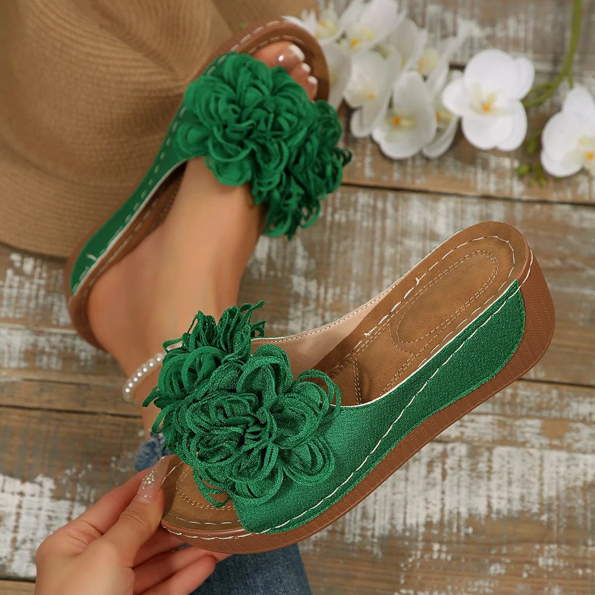 

Women Wedges Slippers 2025 New Summer Sandals Slip on Fashion Woman Shoes Comfortable Flower Platform Slippers Slides Women