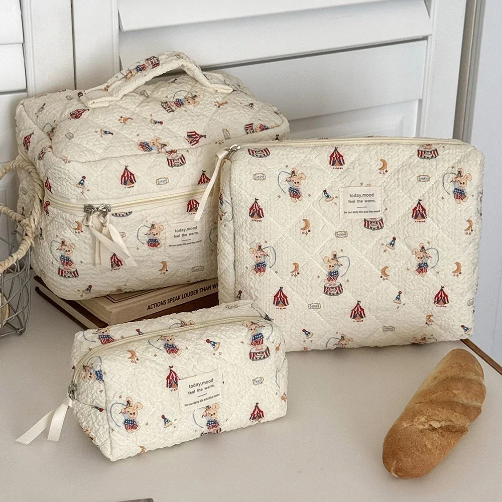 

Fashion New Cartoon Rabbit Girl Makeup Bag Tote Cosmetic Organizer Quilted Pouch Handbag Ladies Kawaii Zipper Storage Bag