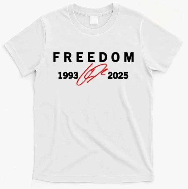 

Freedom 1993-2025 Offended Doesnt Mean Youre Right Charlie Kirk Удобная и мягкая дышащая мужская одежда в стиле хип-хоп
