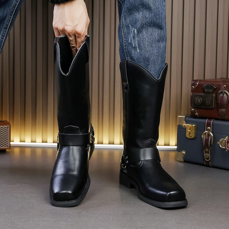 

British Style Men High Boots PU Low Heel Big V Set Feet Simple and Fashionable Daily Youth Outdoor Square Headed Knight Boots