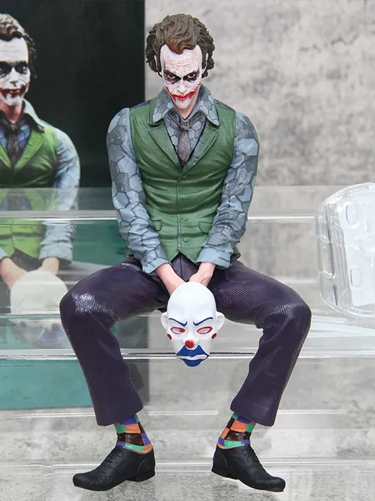 24cm Suicide Squad Joker Supervillain Model Doll Anime Detective Comics Joker Sitting Mafex Figures Gift Car Decoration Toy - view 2