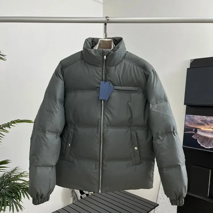 Giacca invernale da uomo di alta qualità con cappuccio calda Piumino da uomo di lusso Casual Addensare Parka Giacche invernali da uomo maschile Cappotto capispalla