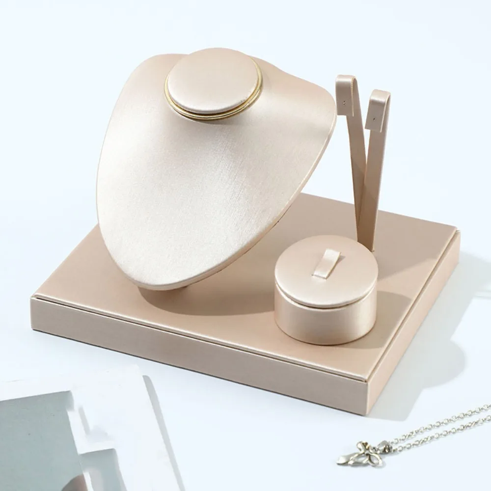 

New Multifunctional Spot Combination Set PU Leather Multi-purpose Necklace Display Exhibition Leather Jewelry Tray Jewelry Store