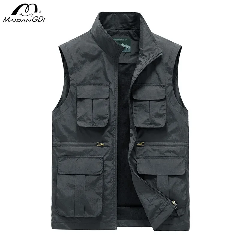 MaiDangDi Quick Drying Men's Vest Fashion Workwear Style Mens Top Sleeveless High Neck Male Jacket Multi Pocket Men's Clothing