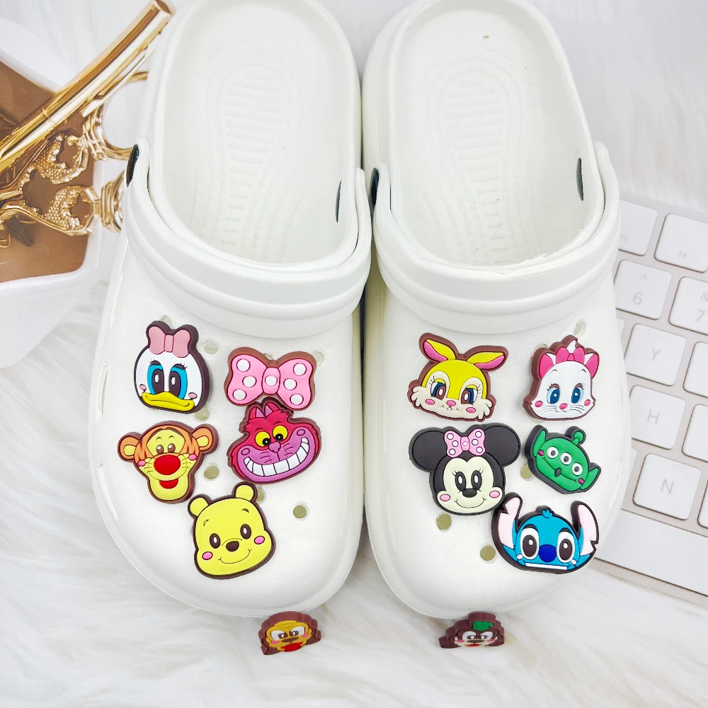 MINISO 16PCS Disney Dolls Shoes Charms Accessories Fit Clog Backapck Wristbands Shoe Decorate Buckle Christmas Parties Kids Gift