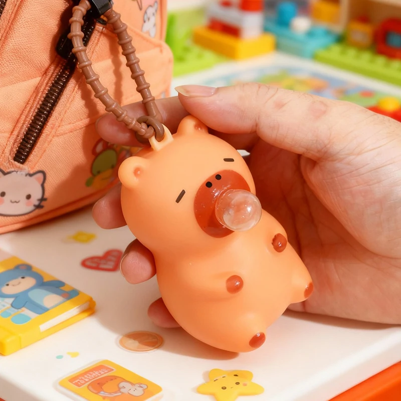 Zabawka antystresowa w kształcie kapibary, zawieszka do plecaka, dekoracja, prezent na przyjęcie dla dzieci. (1 doll with rope) — Zdjęcie 2 z 2