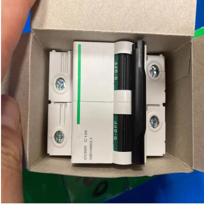 

New Original IC65 Series Circuit Breaker A9N19816 A9N19820 A9N19817 A9N19821 A9N19818 A9N19822 A9N19824 A9N19825