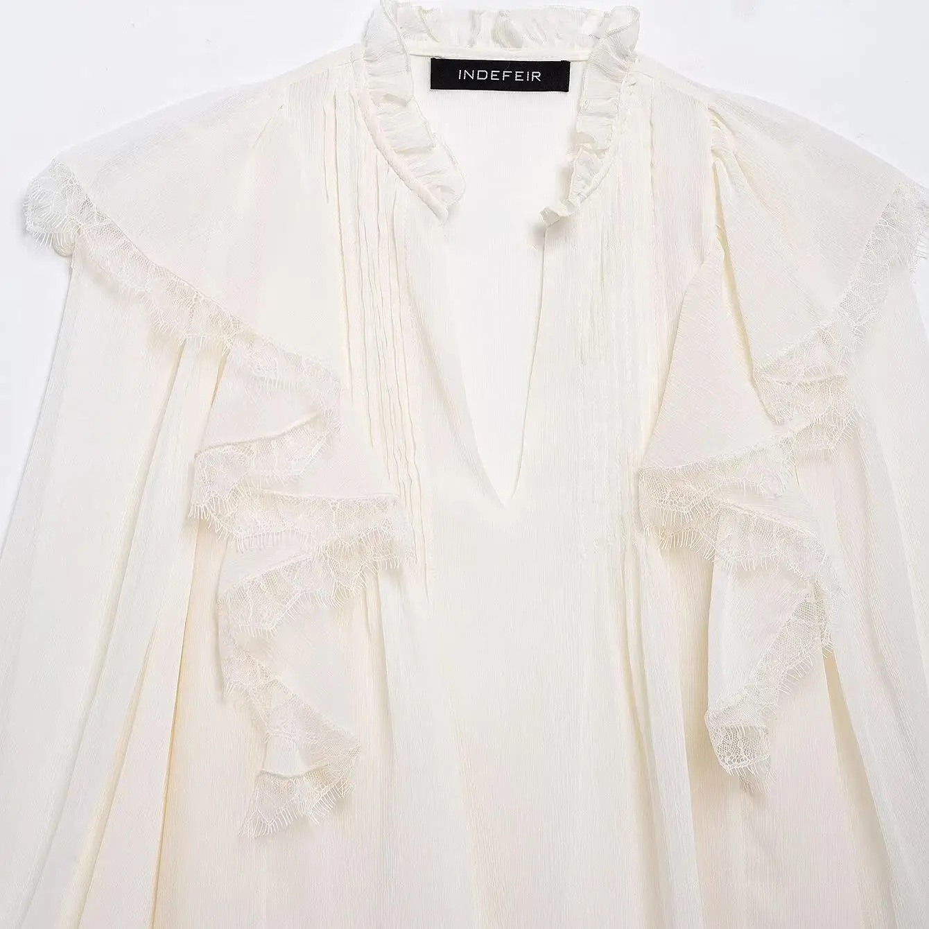 

Korejepo 2025 New Women Clothing European American Style Lace Layered Decorative Temperament V-neck Long Sleeved Shirt