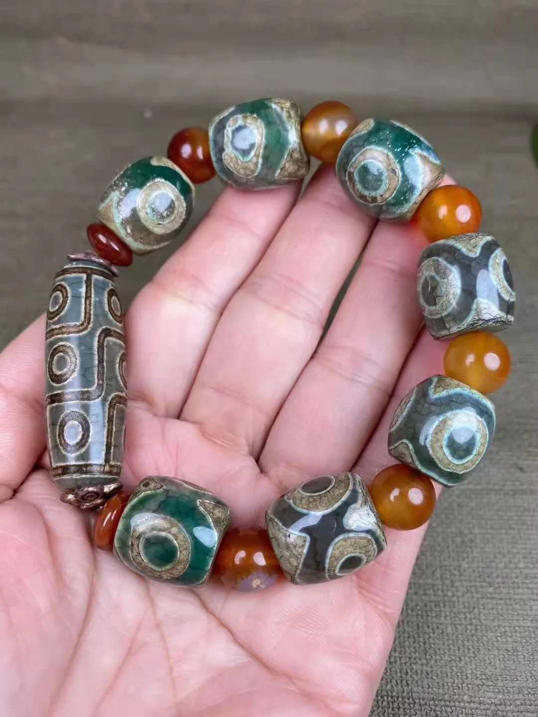 Tibetan Green Agate Three and Nine Eye DZi Bracelets, Men's and Women's National Style Bracelet Jewelry