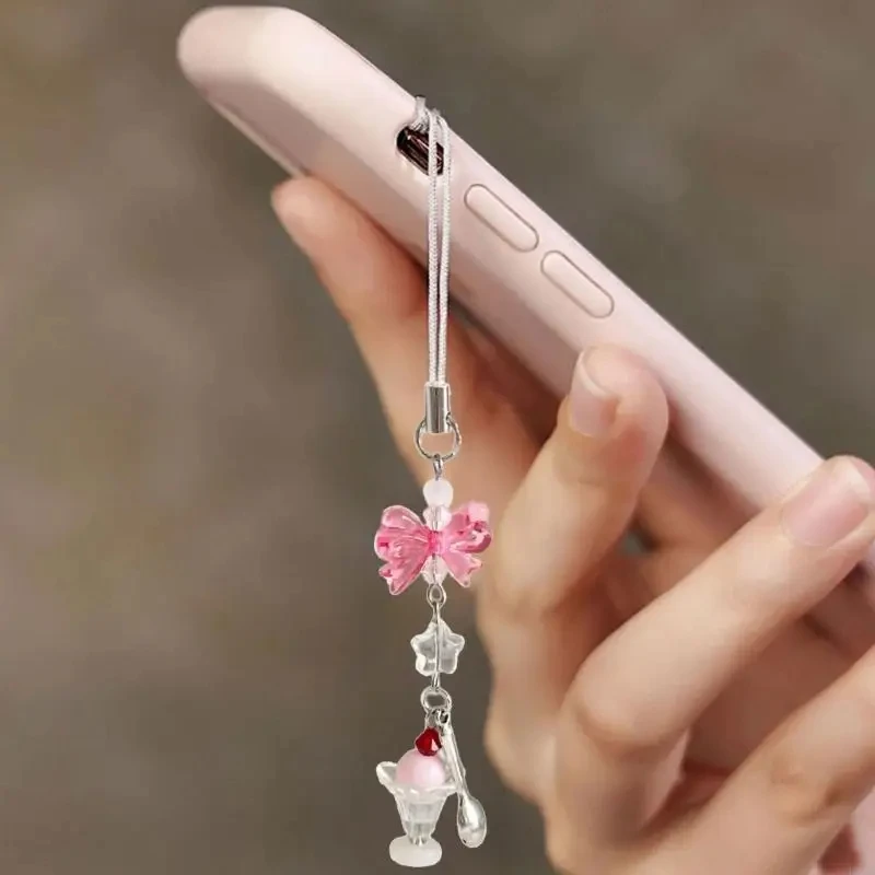 لطيف Bowknot الآيس كريم قلادة المفاتيح سحر مطرز المفاتيح شريط لتعليق الهاتف المحمول الحبل سماعة معلقة تأثيري الملحقات