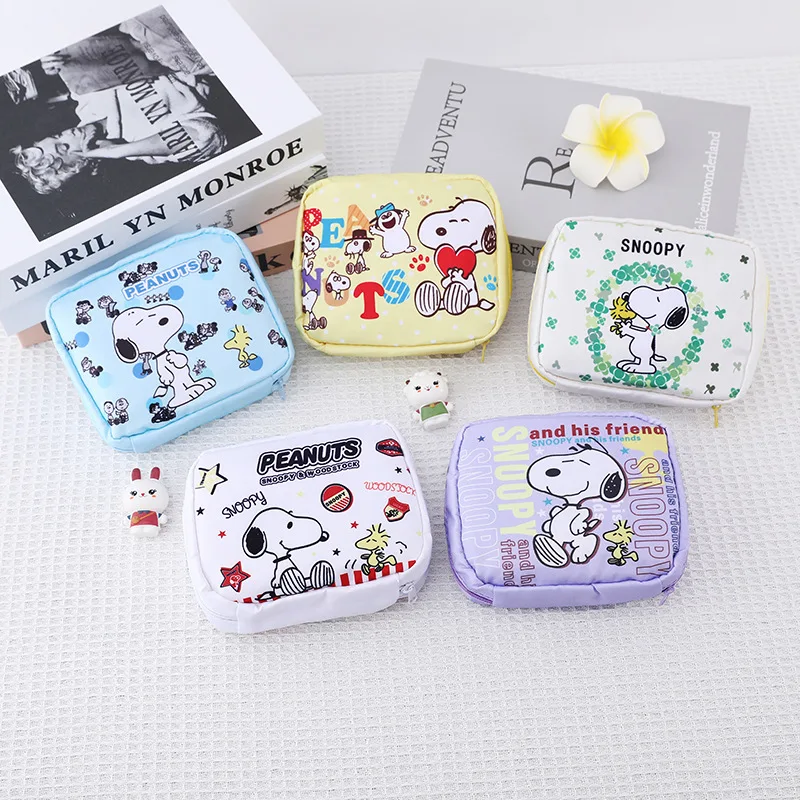 

New Kawaii Snoopy Tampon Organizer Bag Cute Cartoon Girl Portable Cosmetic Storage Bag 12x14x5cm