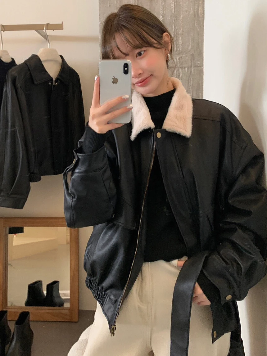 เสื้อแจ็คเก็ตหนัง PU สำหรับผู้หญิง แบรนด์ Warmth Thiened สไตล์แฟชั่น ปกพับได้ แนวมอเตอร์ไซค์ ฮ่องกง สไตล์ Aosphere...
