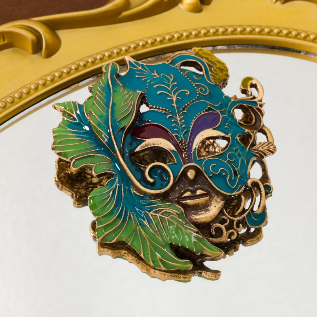 Vintage New Chinese Style Three-Dimensional Relief Enamel Mask Brooch Earrings Retro Palace Style Mask