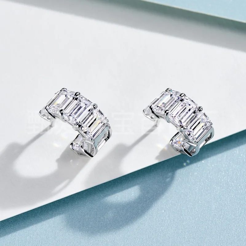 New Autumn And Winter Earrings 925 Silver Inlaid Emerald Cut Diamond Stud Earrings Temperament Light Luxury High Sense Small And