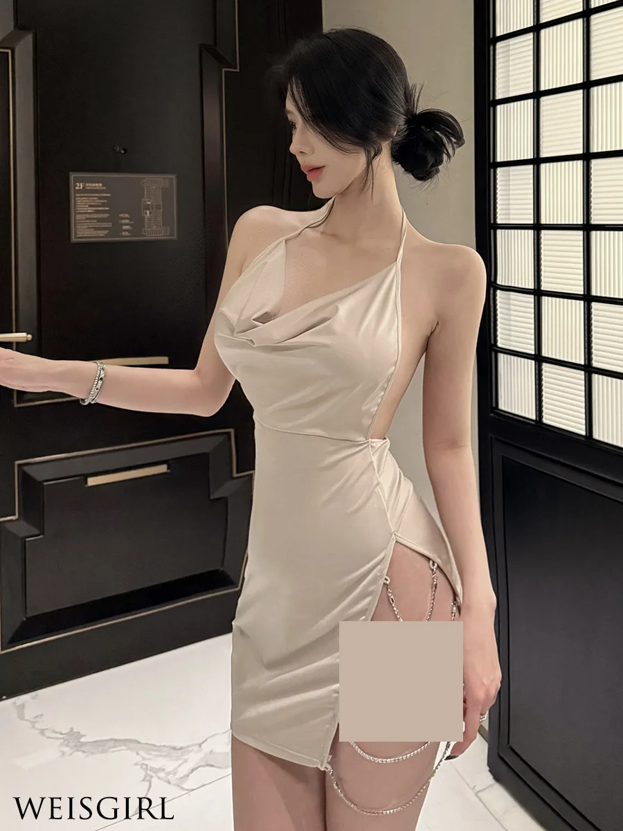 

Pure Desire Girlfriend~ Sexy V-neck Silky Satin Suspender Neck Nightdress Mature Royal Sister Beautiful Back High Slit Pajamas