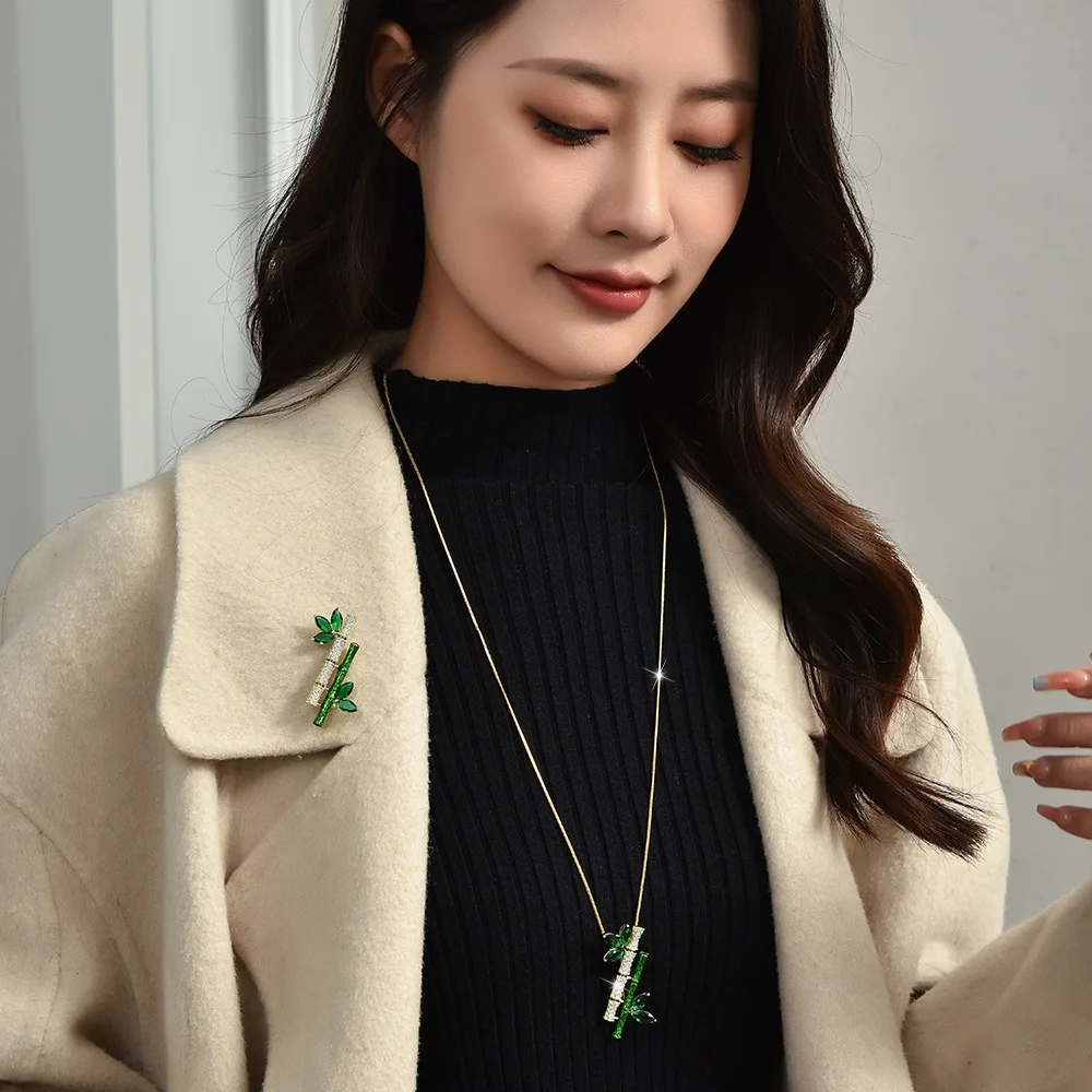 Una lunga collana con nodo in bambù per donna in autunno e inverno, una alta catena di maglioni in bambù e un paio di corpetti a doppio uso