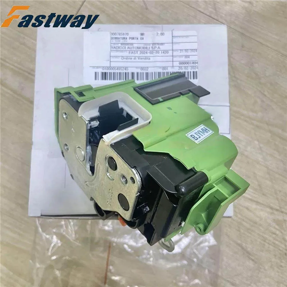 

Комплект замков для левой и правой дверей Ferrari F8, GTC4, 812, ETC, California, Portofino 785971, 785970