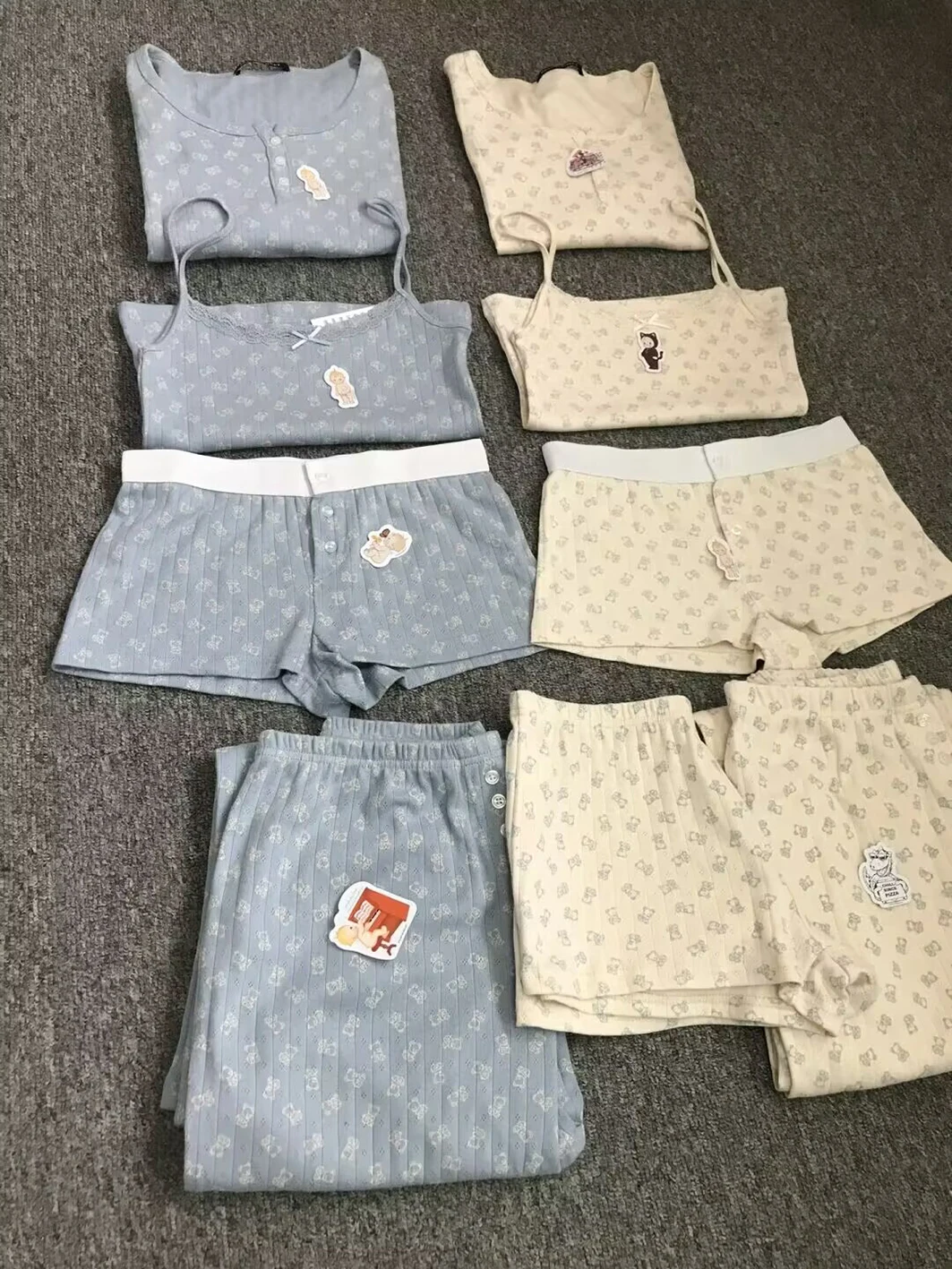 Öse Bär Druck Baumwolle Weste Shorts Set Frau Sommer süßes Mädchen Spitzen besatz schlanke Ernte Top elastische Taille kurze Hose 2 Stück Sets