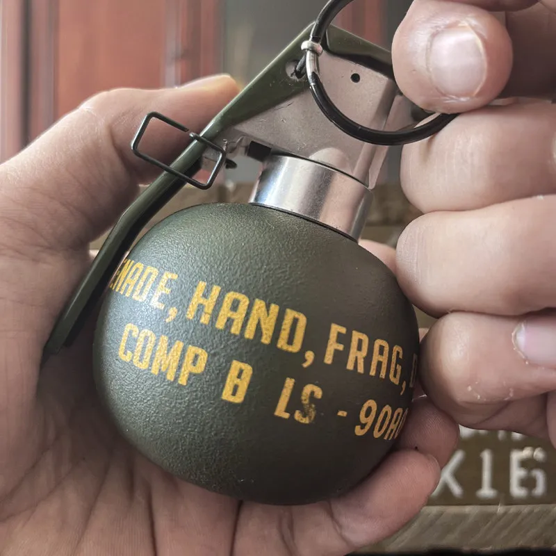 

Металлическая модель гранаты M67 с кольцом для выдергивания, военная игрушка-граната, розыгрыш, дымовая граната M18, граната-флеш, граната-шок, реквизит