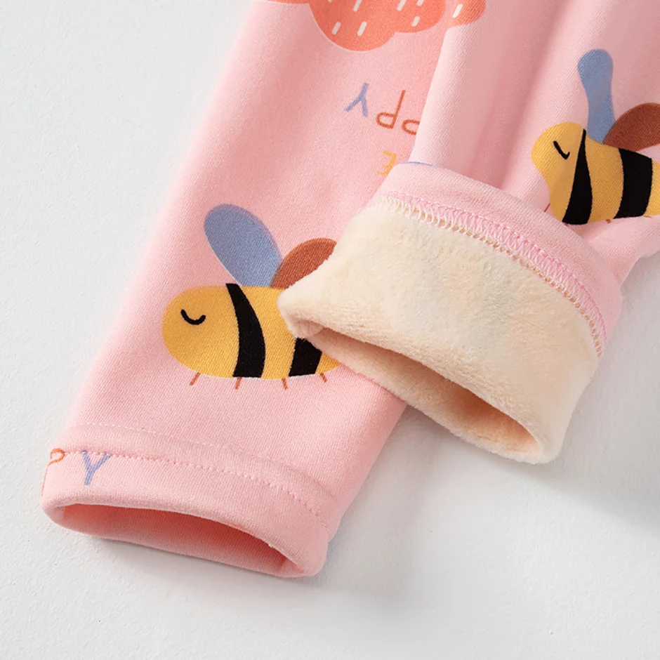 2-teiliges Herbst- und Winter-Wärme-Set für Kinder mit dicken, modischen und farbenfrohen Mustern für den alltäglichen Komfort von Jungen. – Detail 7