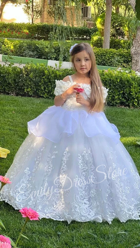 Abito da ragazza di fiore azzurro cielo personalizzato per matrimonio Tulle con perline Perle Paillettes Puffy Compleanno per bambini Prima comunione Abito da ballo 2025