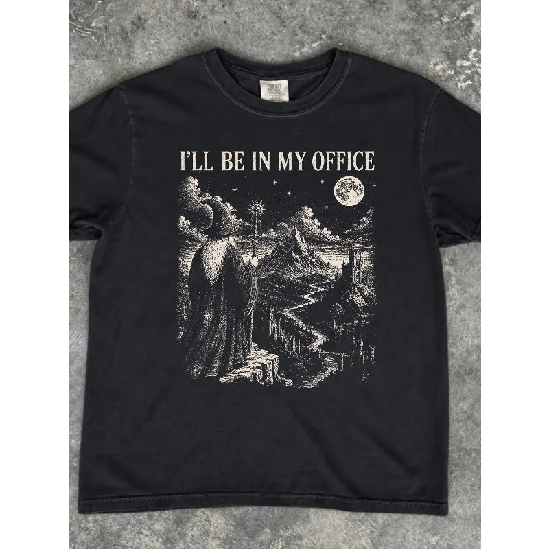 Magician Pattern T-shirt Dreamy Mountain T-shirt Medieval Homestead Men's T-shirt Cotton Casual Unisex
