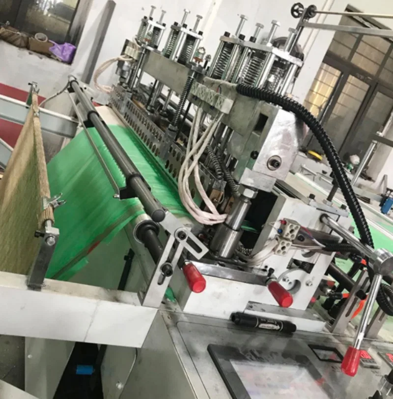 Plastic Bag Making Machine T-Shirt Vest Shopping Garbage Poly Bag Sealing Cutting Automatic High Speed Biodegradable Film Double