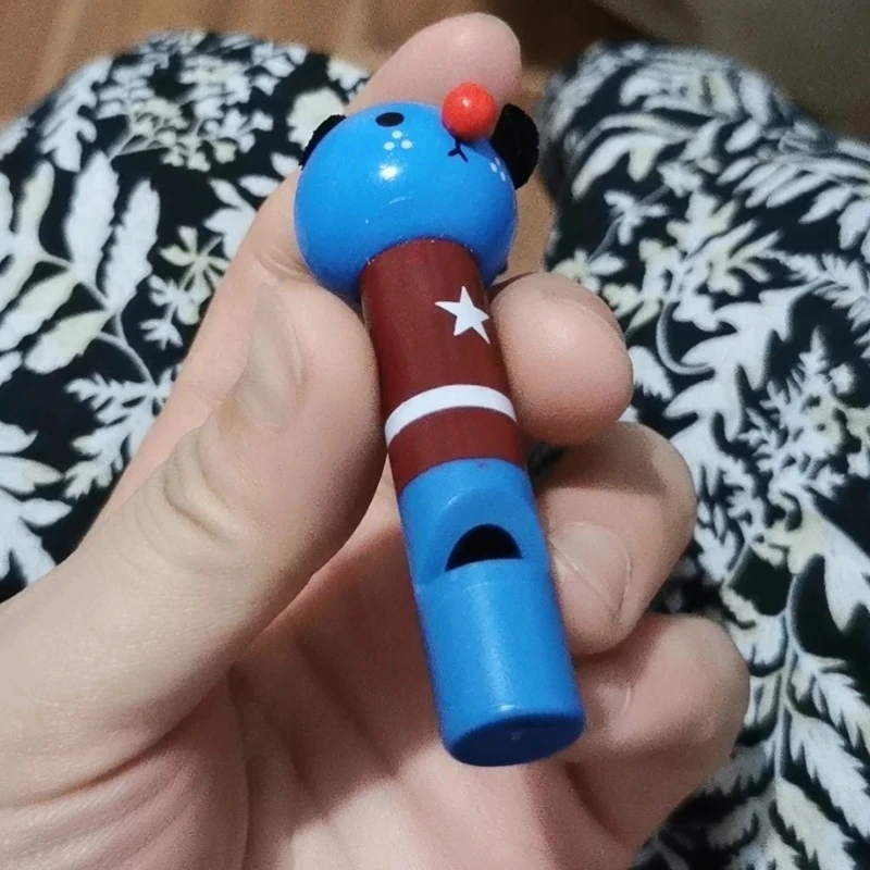 

Kids Safety Whistle: Emergency signaling device, sterilizable material prevents bacteria, outdoor safety education tool