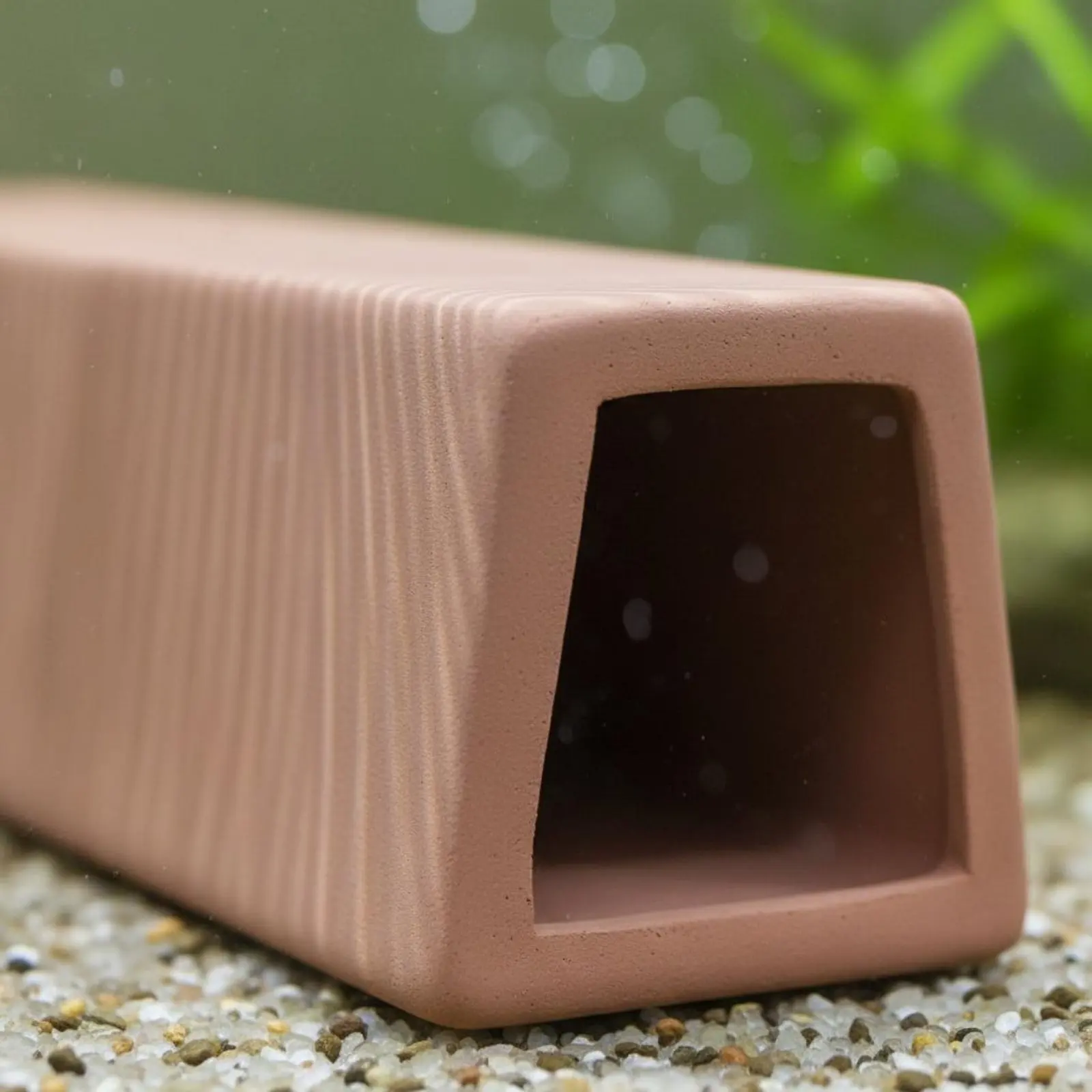 

Ceramic Aquatic Pet Breeding Cave Natural Habitat Look Clay Spawning Hideout Ceramic Prawn Shelter Safe for Clean and Saltwater