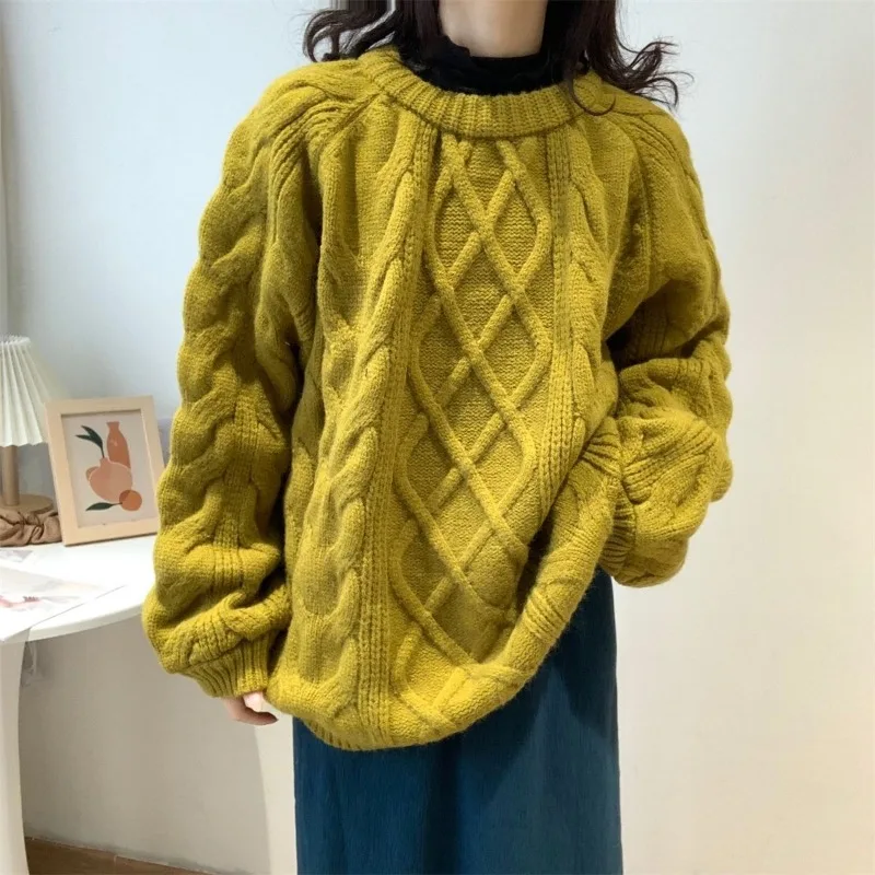

Thickened Warm Twist Pullover Mid-length Sweater for Women 2025 Autumn and Winter New College Style Loose Knitted Sweater