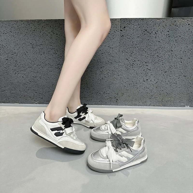 

Leather Slip-On round Toe Flat Bottom Dequn Shoes Women's Retro Lightweight Sports Board Shoes Casual Comfortable Fashionable