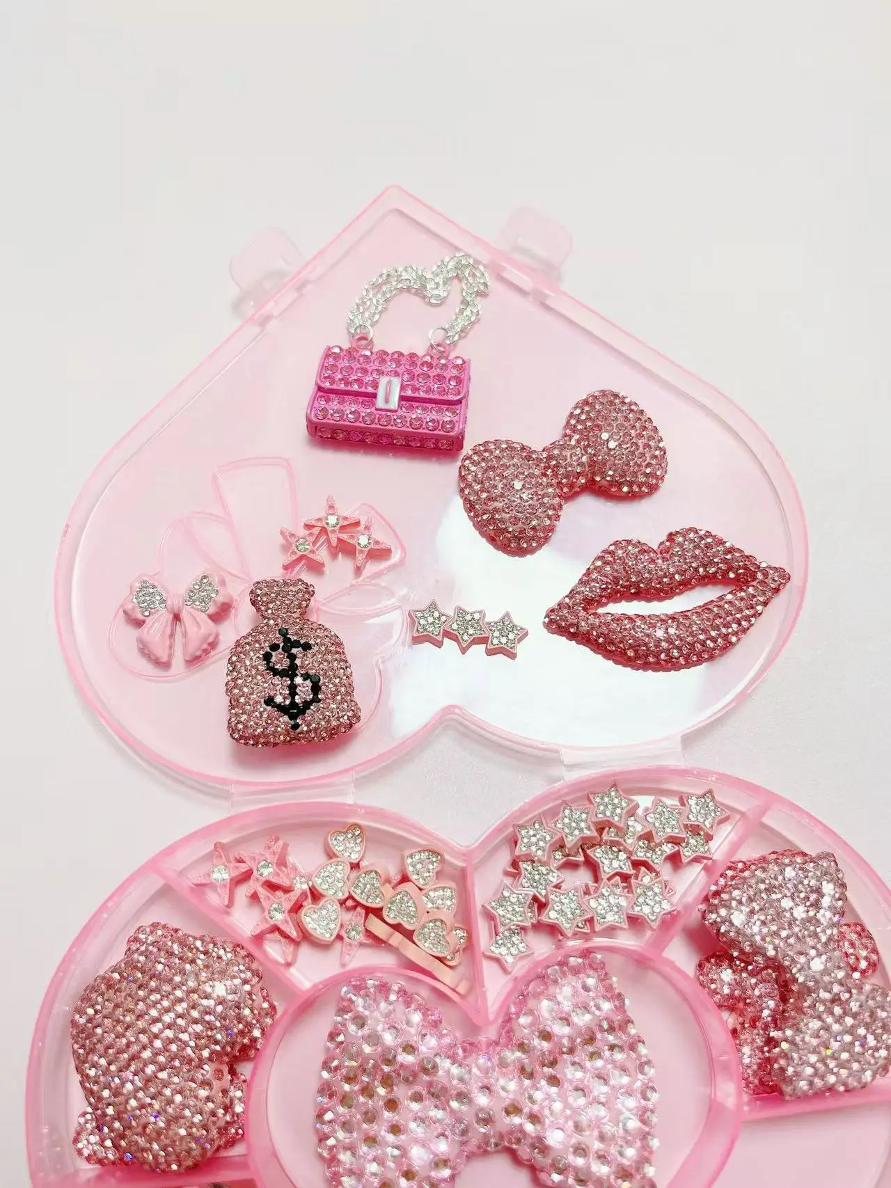 Różowy Walentynkowy Kolorowy Portfel na Pieniądze Symbol Motyla Luksusowy Zestaw z Cyrkoniami Ozdoba na Telefon z Funkcją Funkcji Niezależnych Dekoracja Rękodzieło