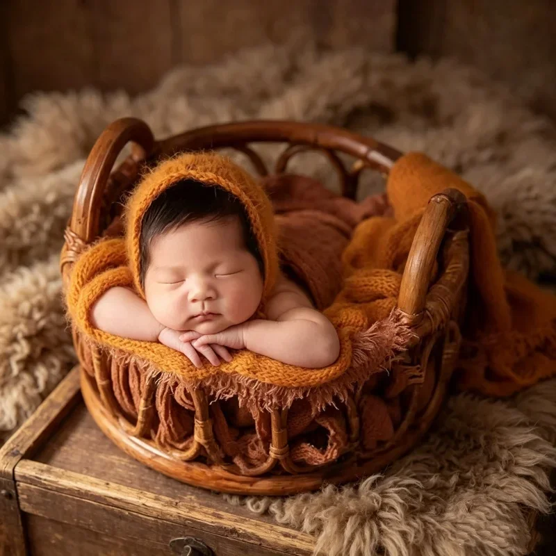 Natural Rattan Woven Round Basket With Handles Posing Prop Decor Accessory For Indoor Photo Studio Portrait Shooting Sessions