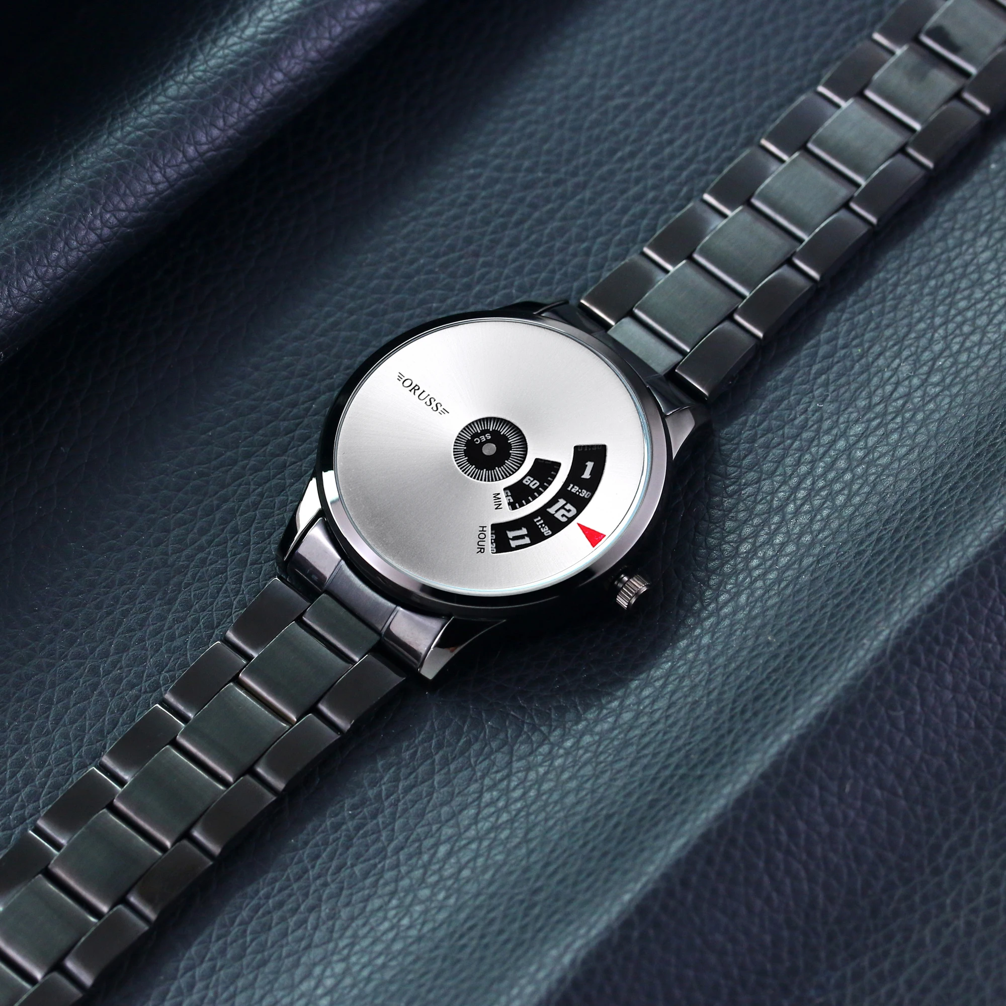 Reloj de hombre de moda con personalidad bonita, nuevo concepto de moda, reloj de hombre duradero de ocio para caballero de negocios