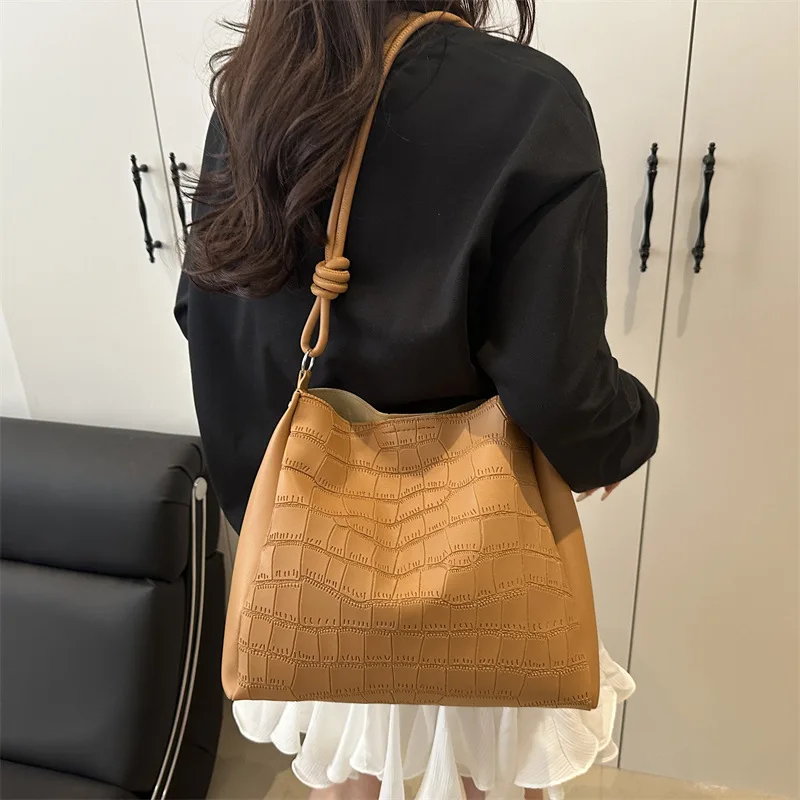 

Роскошные дизайнерские сумки женские бренды летние женские сумки-шоппер на плечо для женщин 2025 Tendecia модная женская верхняя ручка