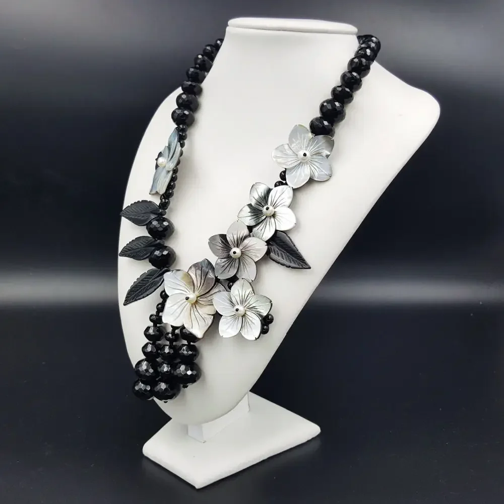 NEW Natural Stone Black Quartz stone  ,Freshwater Pearl Shell Flowers Necklace 21'