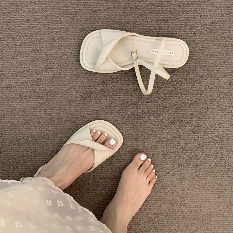 

Women's Sandals Summer 2026 New Flat Rubber Sole Comfortable Sandals Breathable Fashion Luxury Outdoor Beach Women's Shoes,35-40