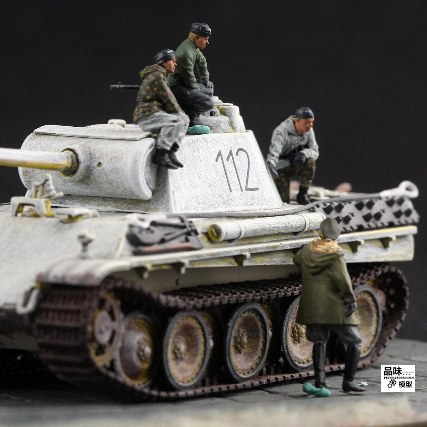 Modelo de Accesorio de Escena de 4 Miembros de las Fuerzas Blindadas Alemanas a Escala 1:72, Juguetes para Adultos, Regalos Clásicos, Souvenir, Exhibición Estática