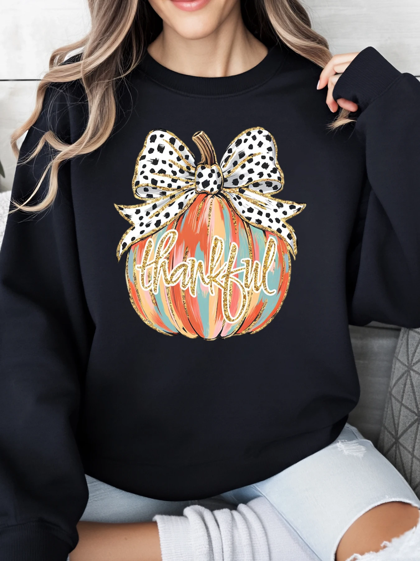 اليقطين مع القوس ونص شكر الشكر البلوز المرأة عارضة الخريف ارتداء الأسود زائد الحجم