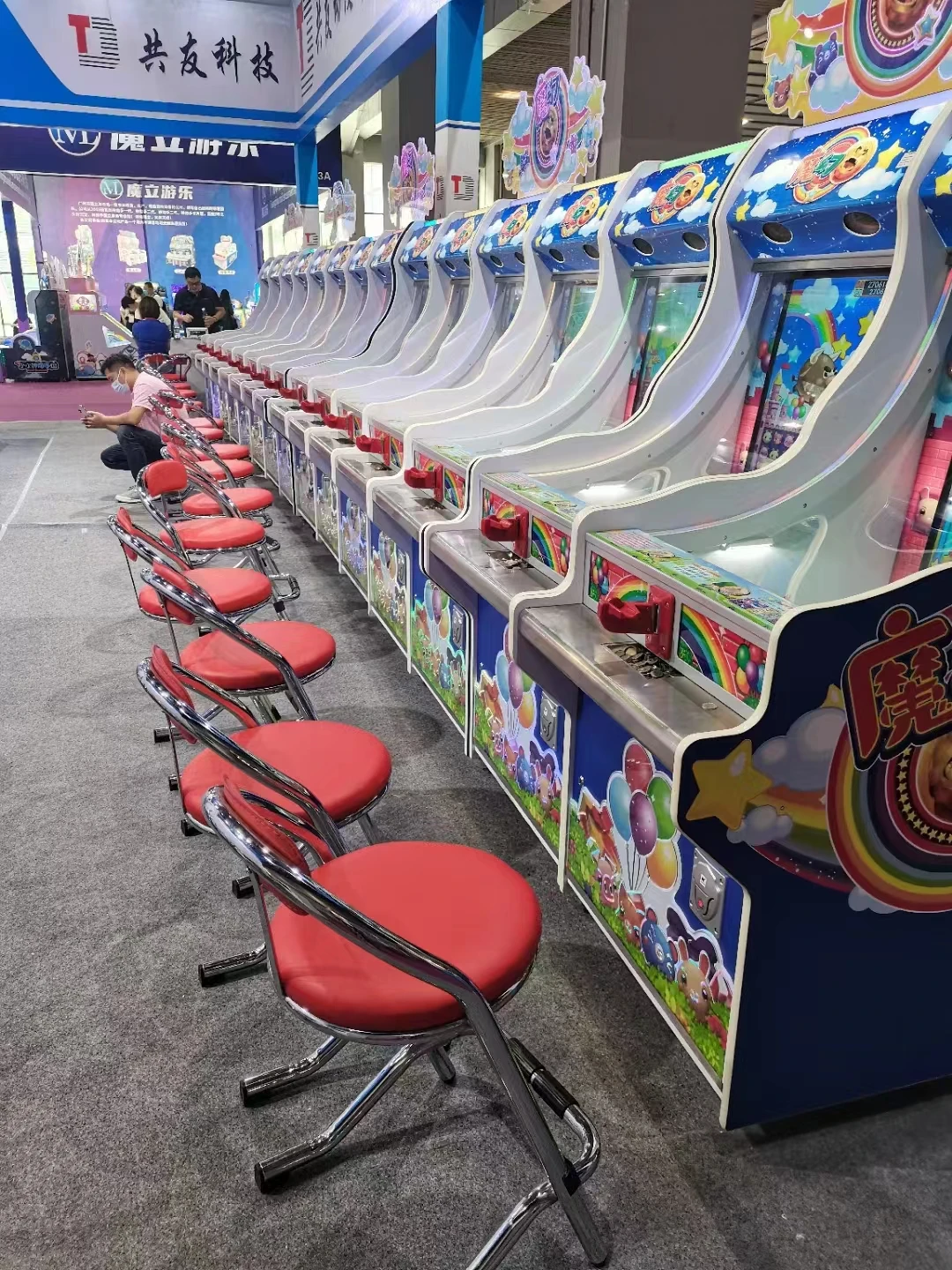 Video Game Animation City Playground Game Console Seat Mobile Phone Cabinet Rotating Hot Pot Leisure High Stool