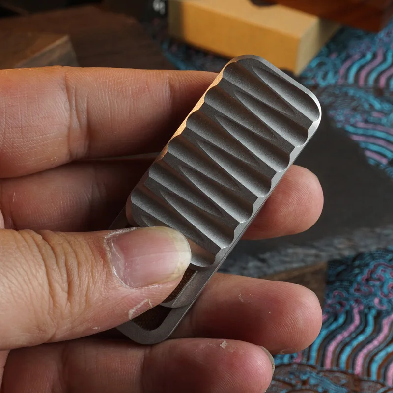 EDC دفع المتزلجون الثلاثي طبقة الميكانيكية المغناطيسي الفقرة ألعاب متململة التوحد أدهد اليد سبينر القلق الإجهاد الإغاثة اللعب