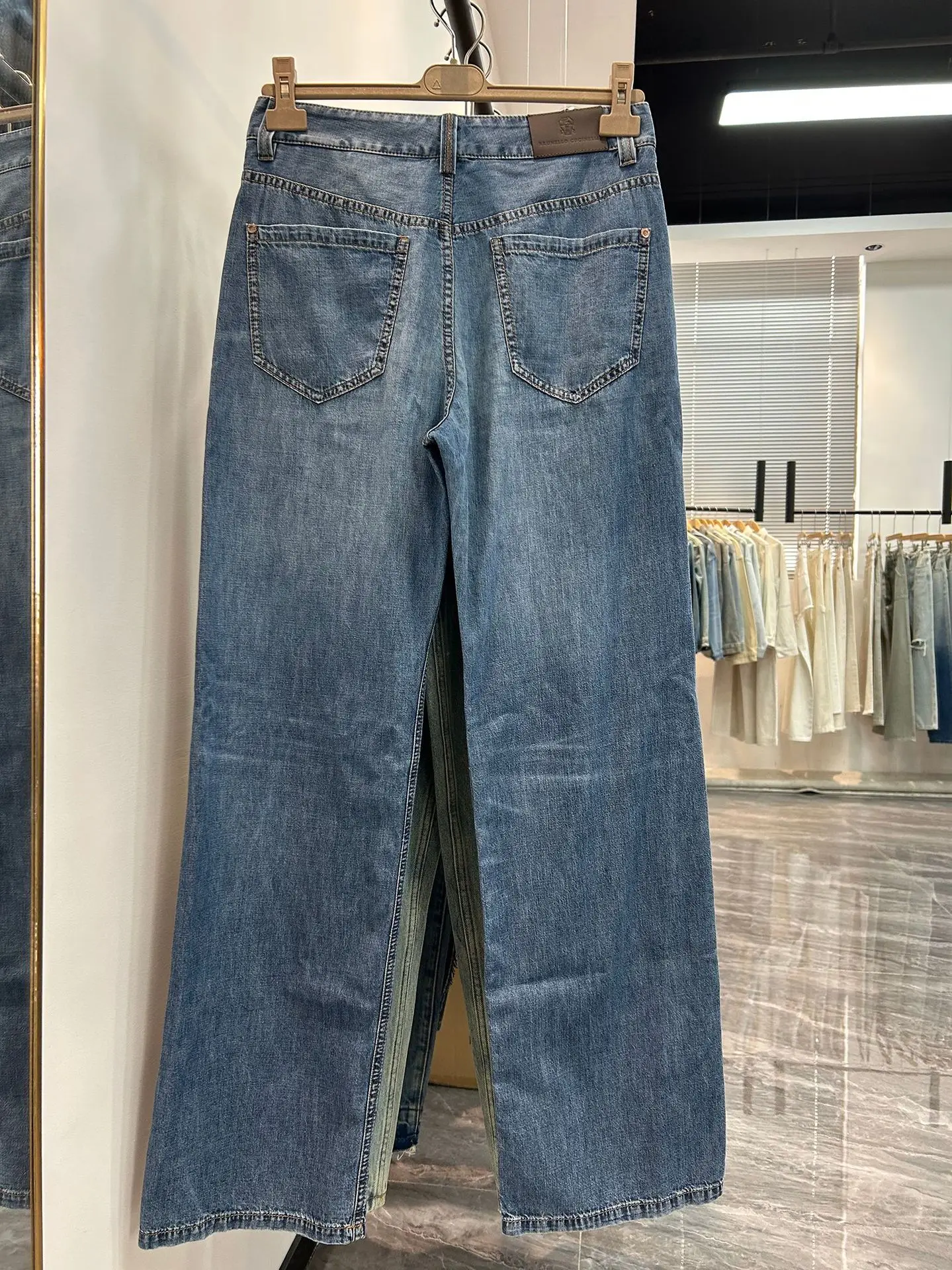 Jeans da donna a vita alta pantaloni larghi in denim a gamba dritta